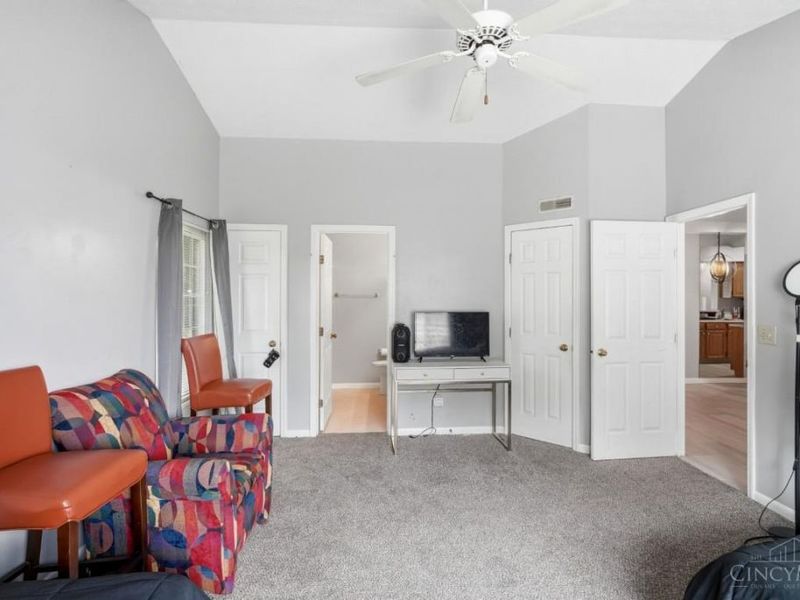 9940 Regatta Drive, Unit 302, Colerain Township, OH 45252 Photo 21