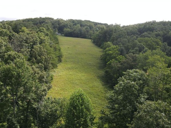 2571 Bellview Road , Pikeville, TN 37367