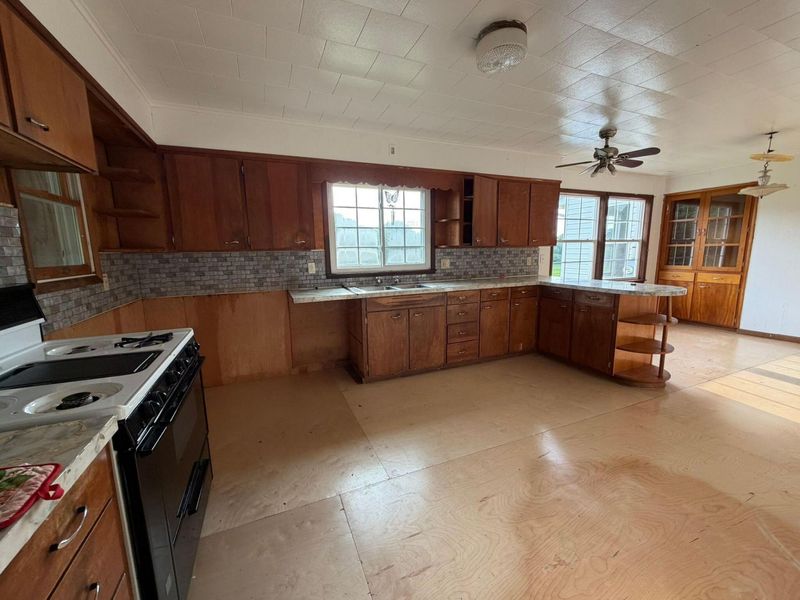 10050 Pipesville Road, Gambier, OH 43022 Photo 3