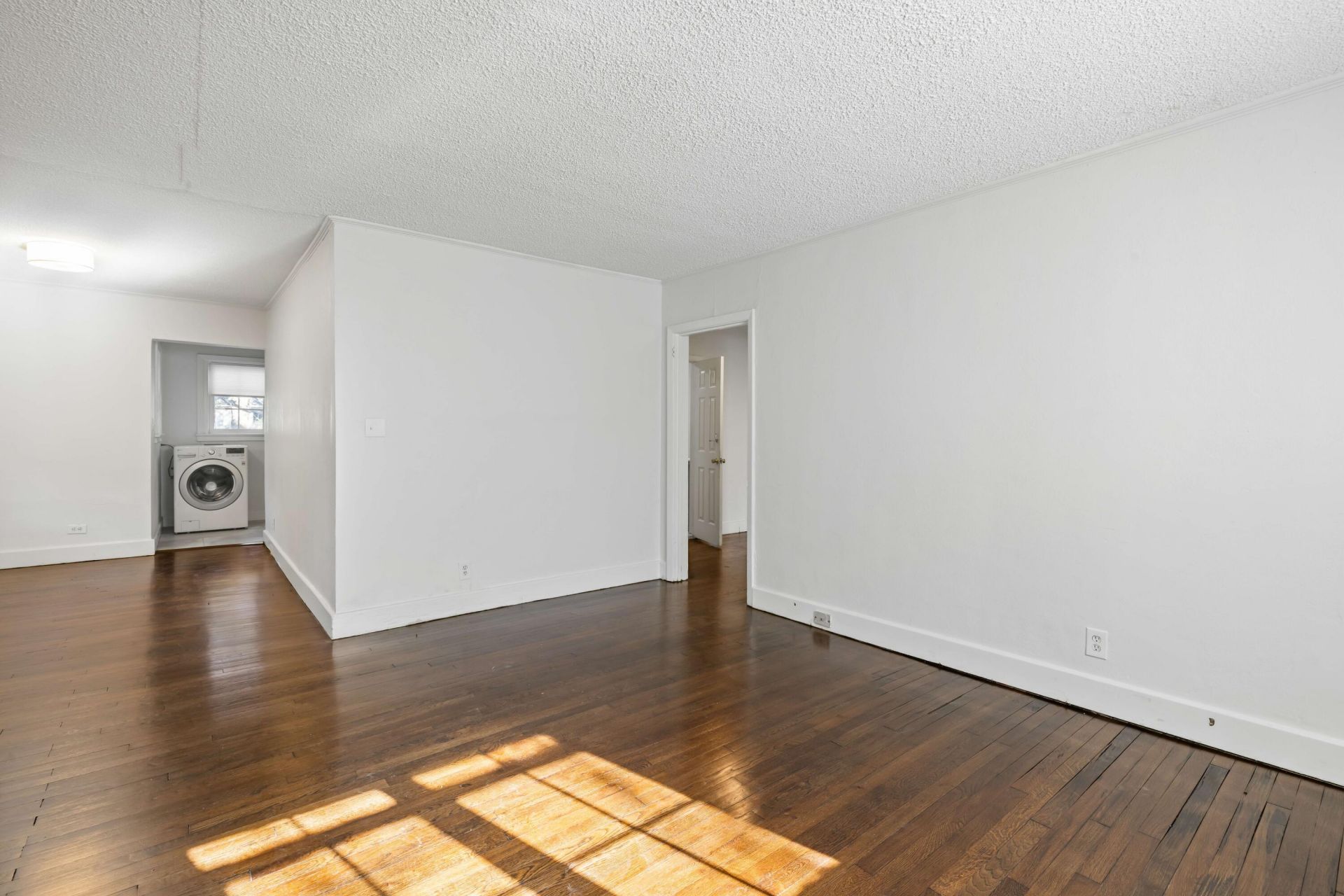 2679 Olympia Avenue Photo 8