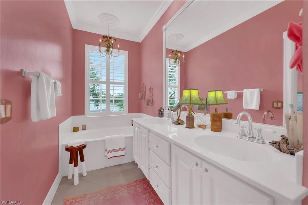 5505 Cove Cir, Unit 90, Naples, FL 34119 Photo