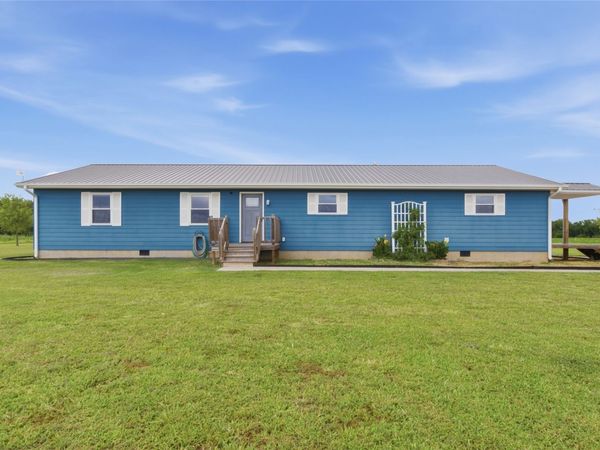 21598 County Road 1090, Lamont, OK 74643