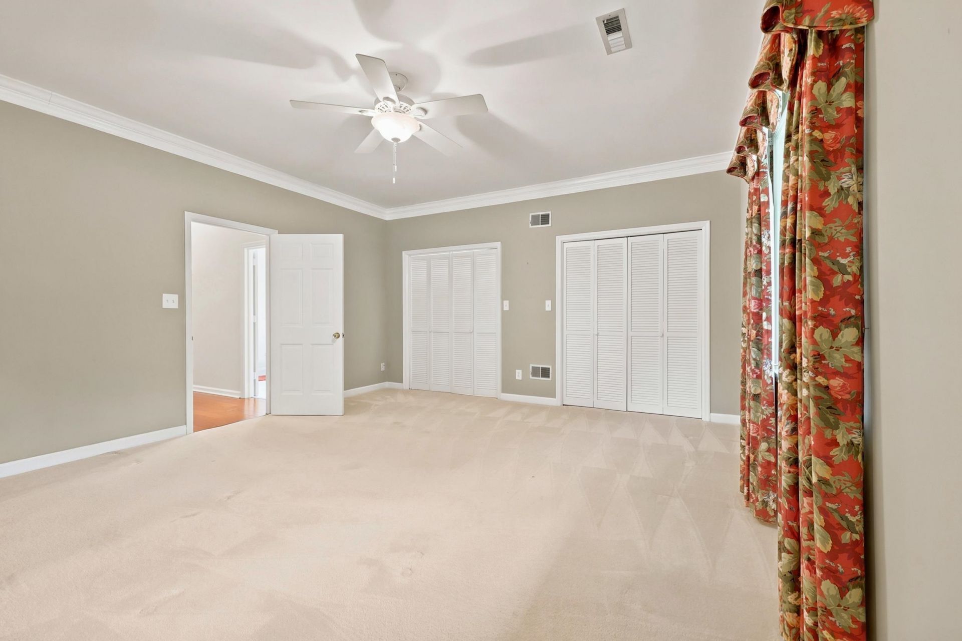 85 Cedar Ln.  Photo 36