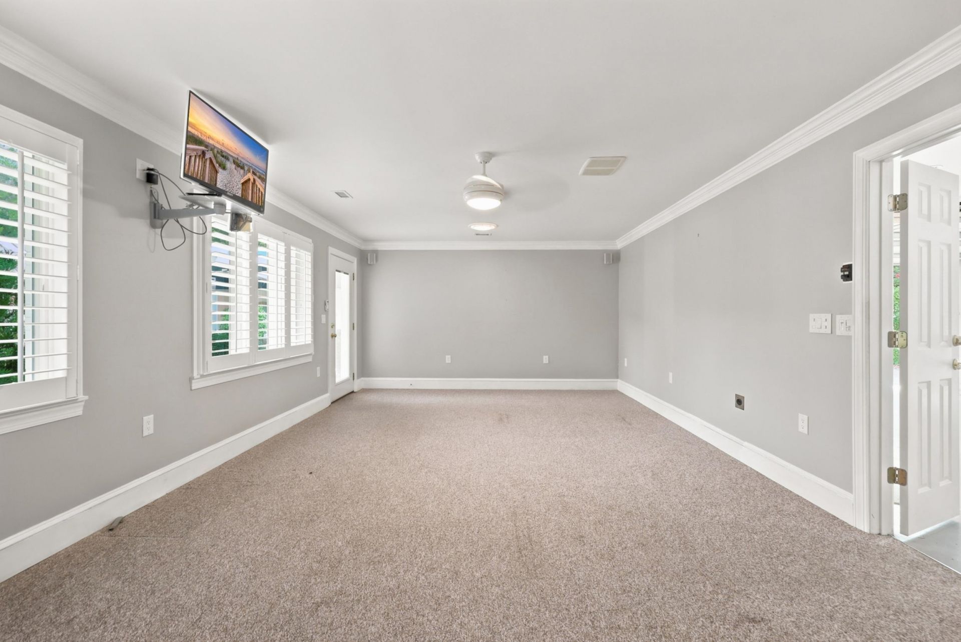 85 Cedar Ln.  Photo 40