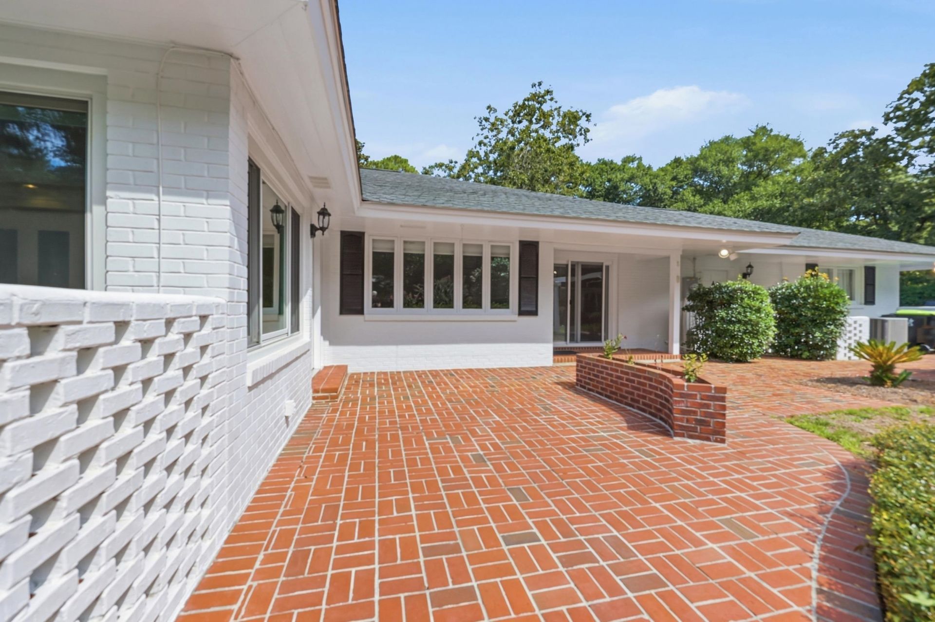 85 Cedar Ln.  Photo 47