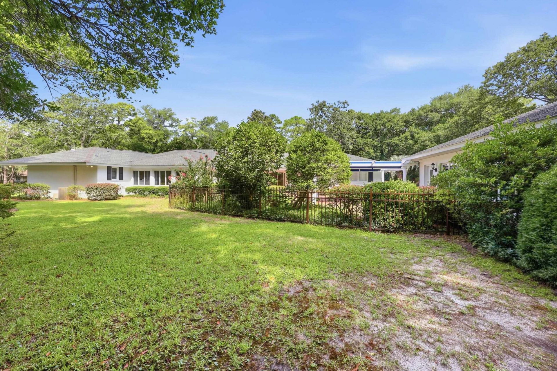 85 Cedar Ln.  Photo 48