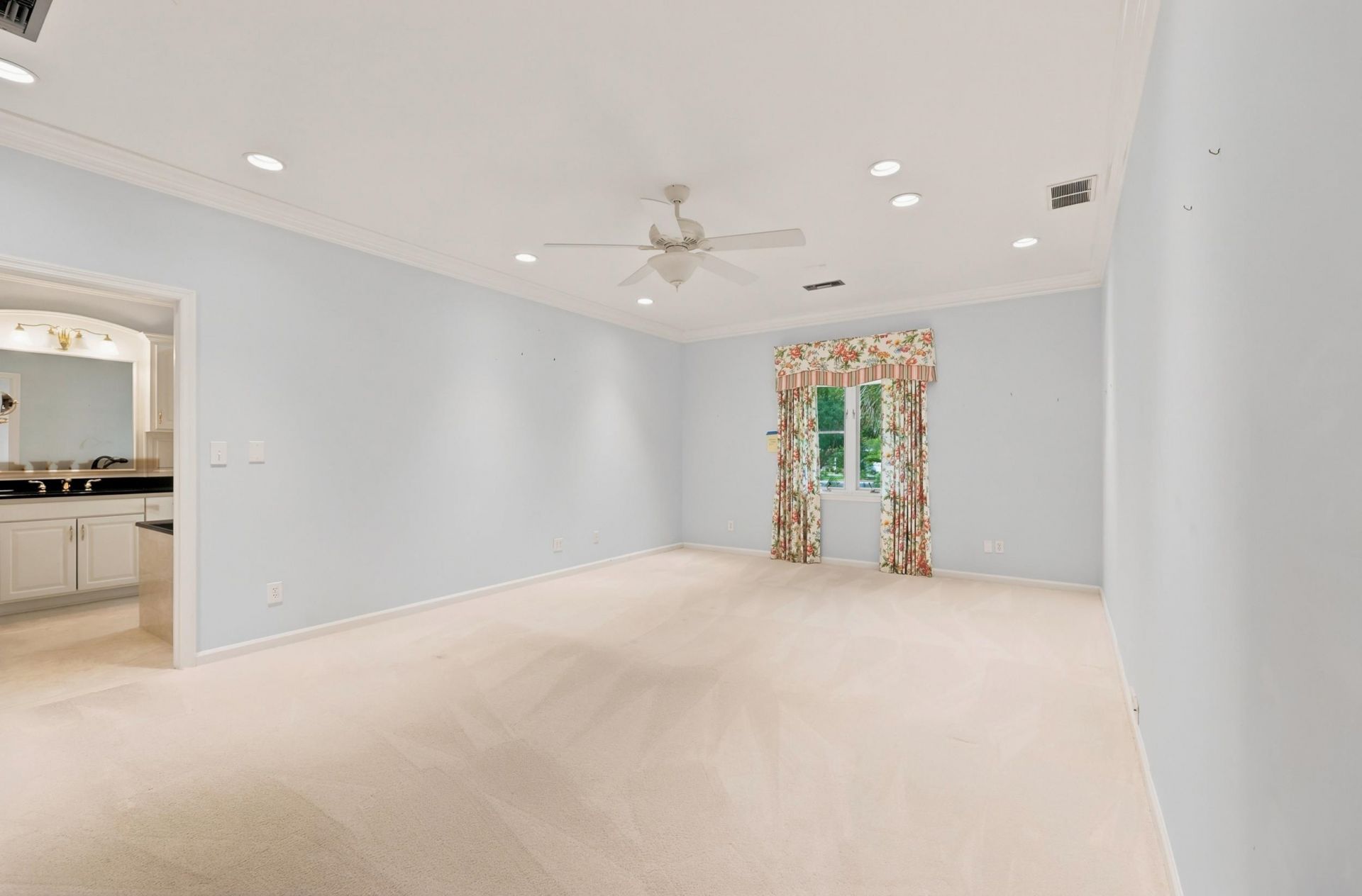 85 Cedar Ln.  Photo 7