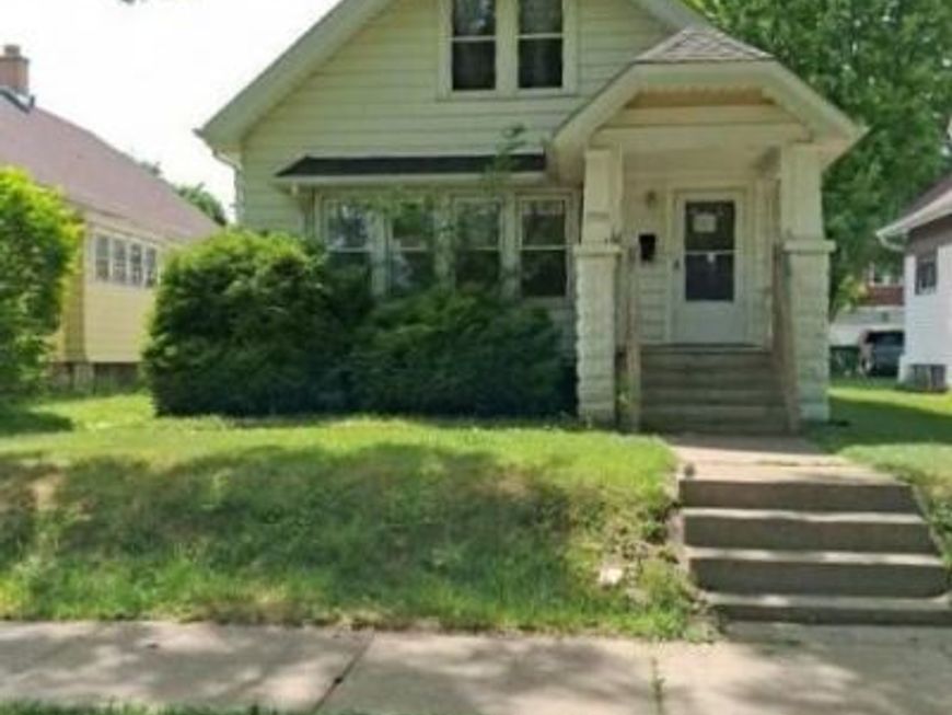 Main Photo