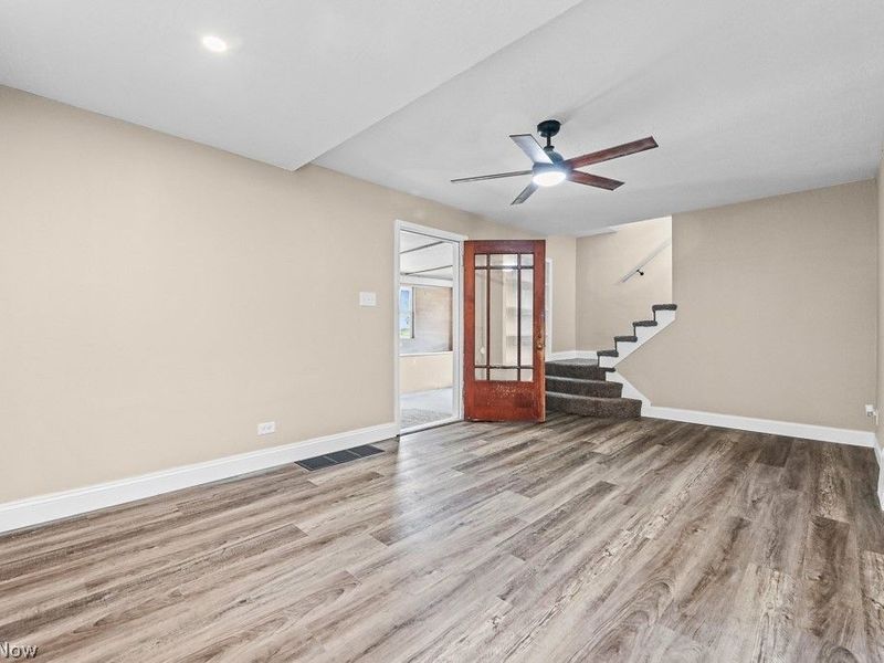 631 W Oregon Avenue, Sebring, OH 44672 Photo 12