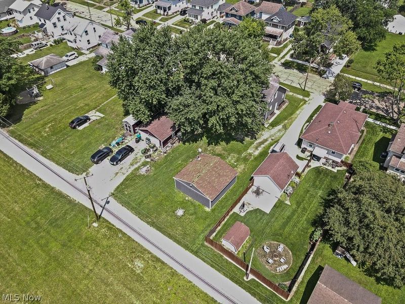631 W Oregon Avenue, Sebring, OH 44672 Photo 30