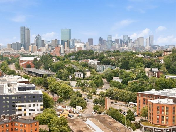 21 Lamartine St, Unit 3, Boston, MA 02130