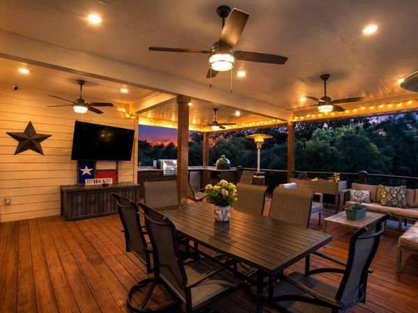 741 Wiltshire DR , Hutto, TX 78634