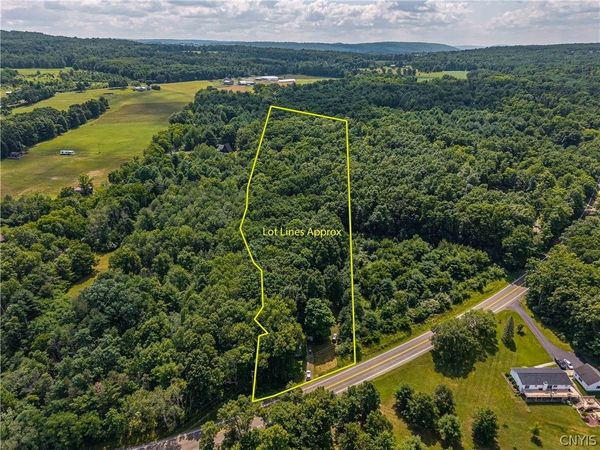 10180 State Route 230 , Hammondsport, NY 14840