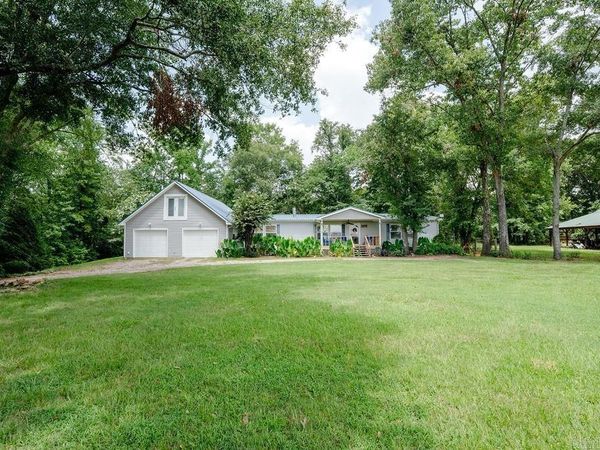 105 Collins Lane , Pangburn, AR 72121
