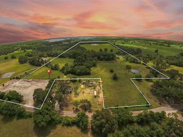 394 LCR 832, Donie, TX 75838