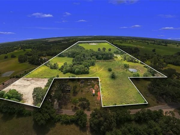 394 LCR 832, Donie, TX 75838