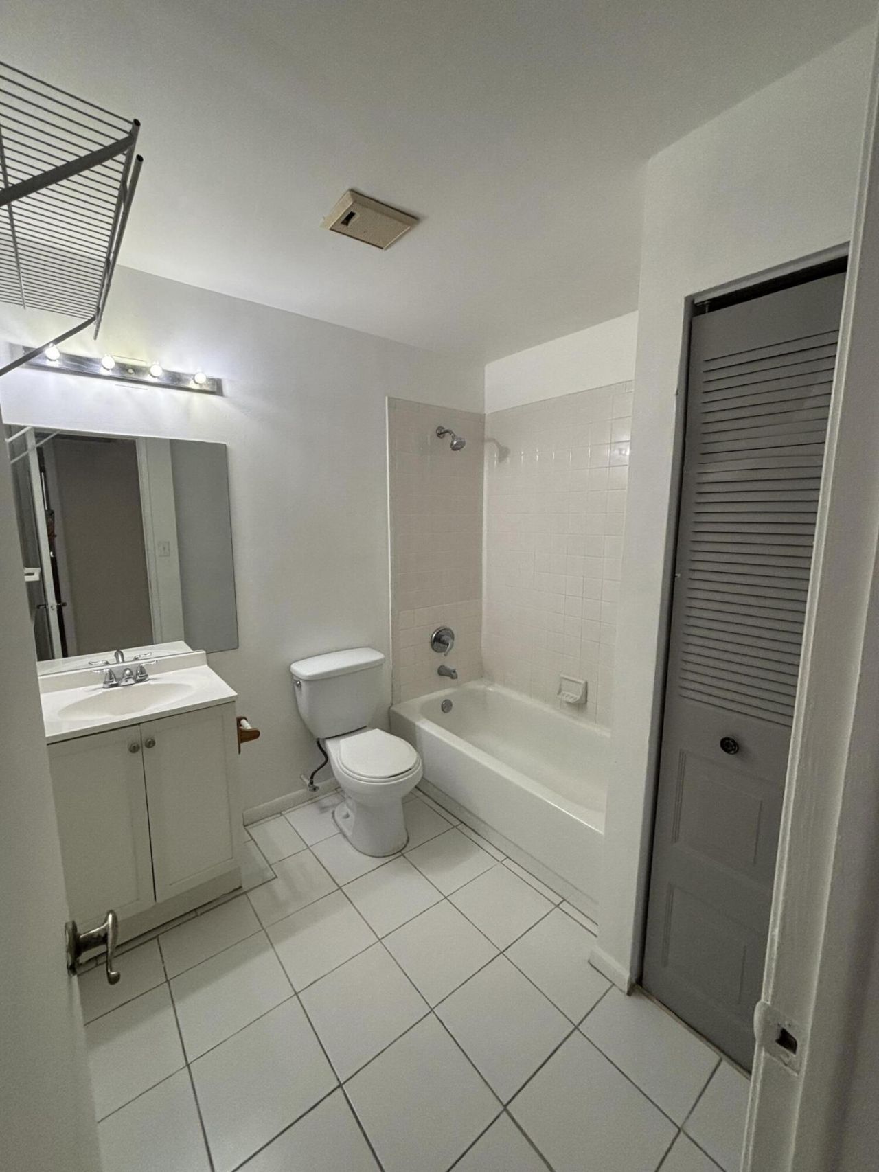 10020 Winding Lake Road, Unit 201, Sunrise, FL 33351 Photo