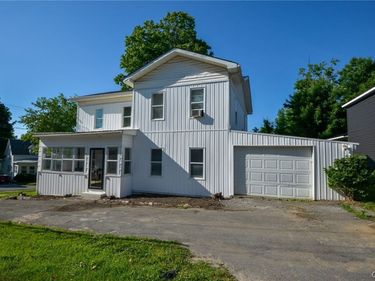 93 Walton Street, Alexandria Bay, NY 13607