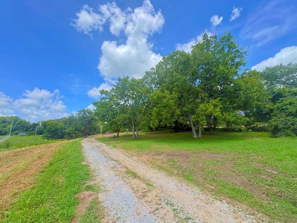 13301 Central Pike , Mount Juliet, TN 37122