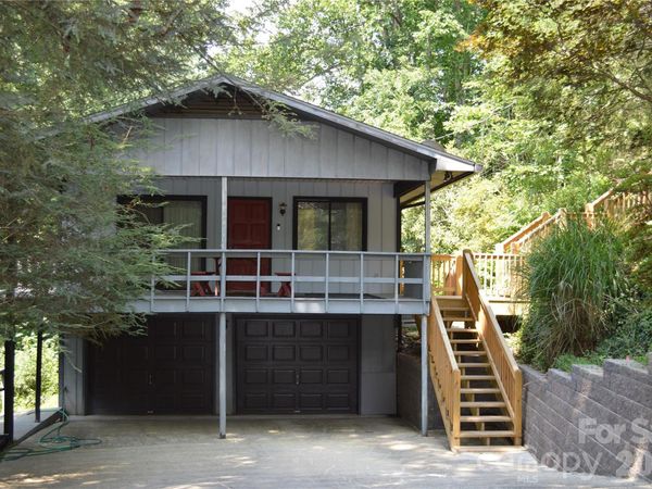 184 Laurel Road , Arden, NC 28704