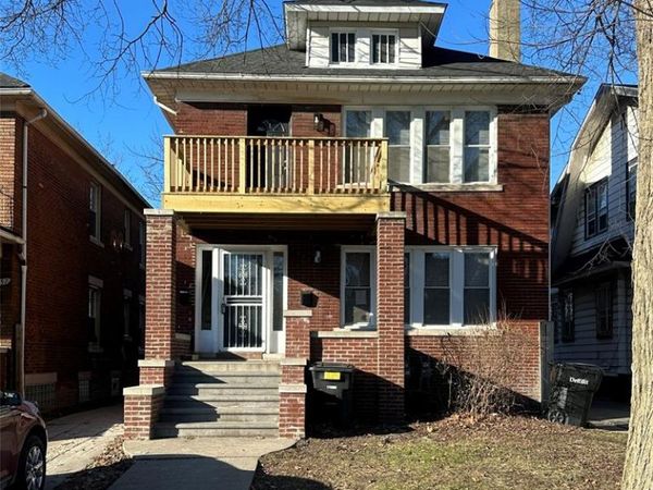 12061 Upper Unit Cloverlawn, Detroit, MI 48204