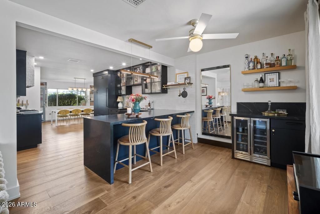 8221 E EDGEMONT Avenue, Scottsdale, AZ 85257