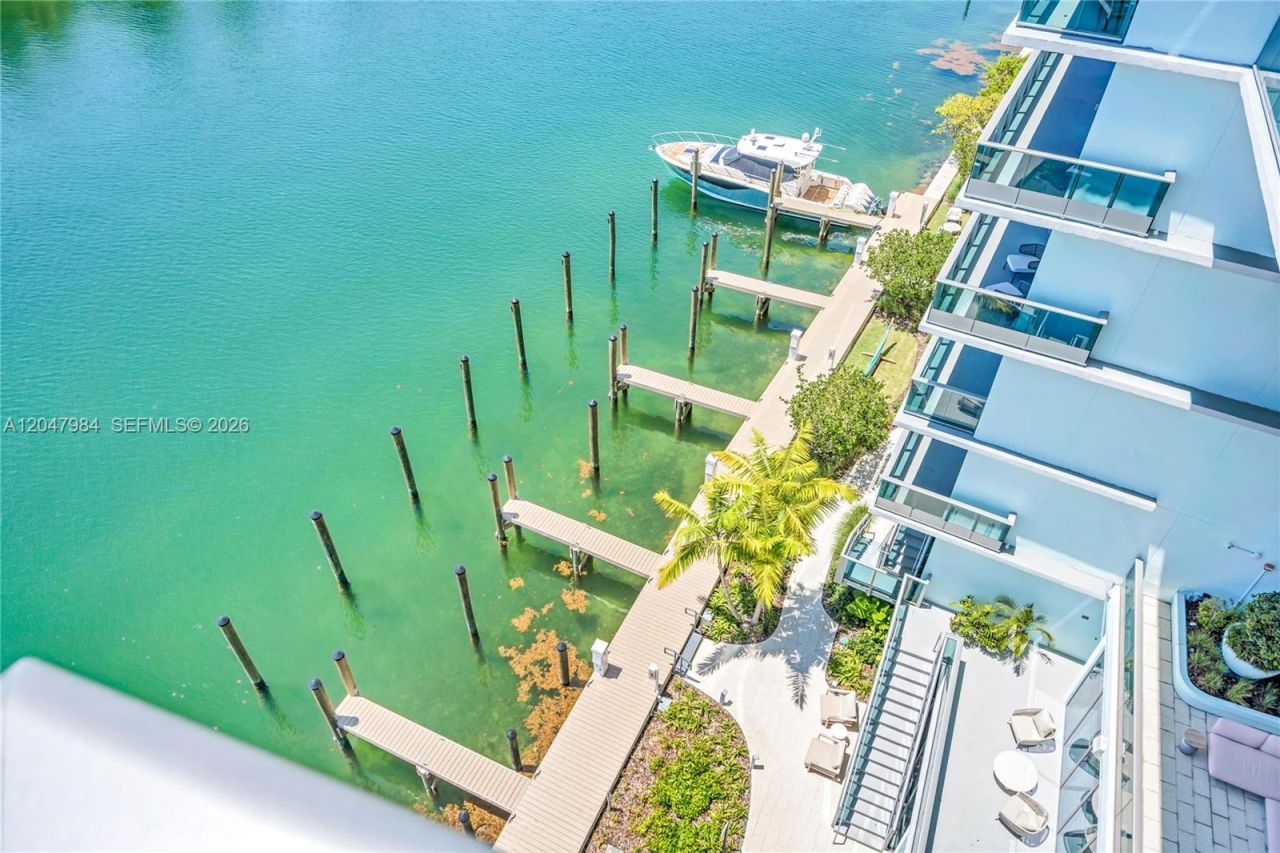 9201 E Bay Harbour Drive , Unit PH809, Bay Harbor Islands, FL 33154 Photo