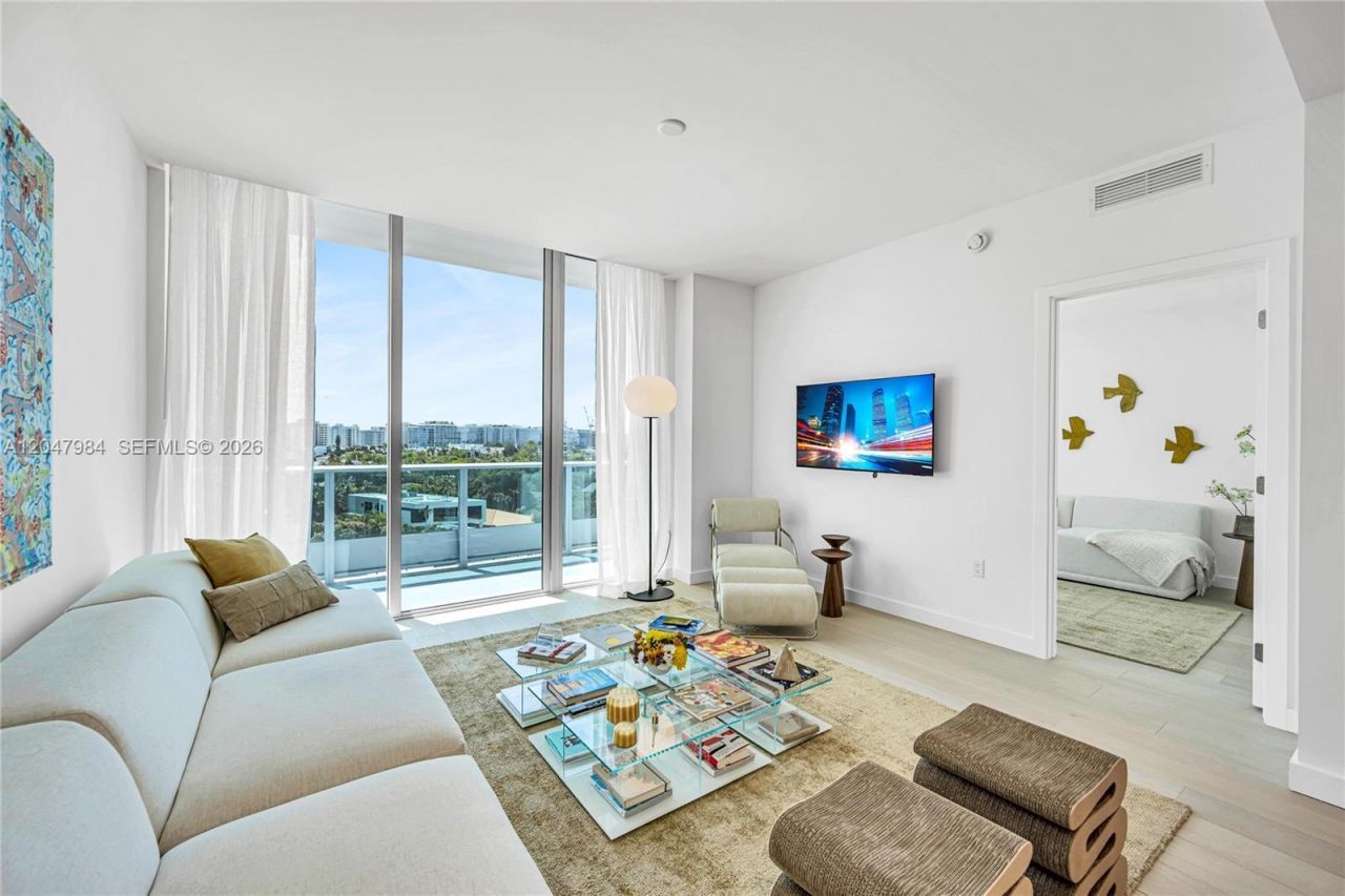 9201 E Bay Harbour Drive , Unit PH809, Bay Harbor Islands, FL 33154 Photo