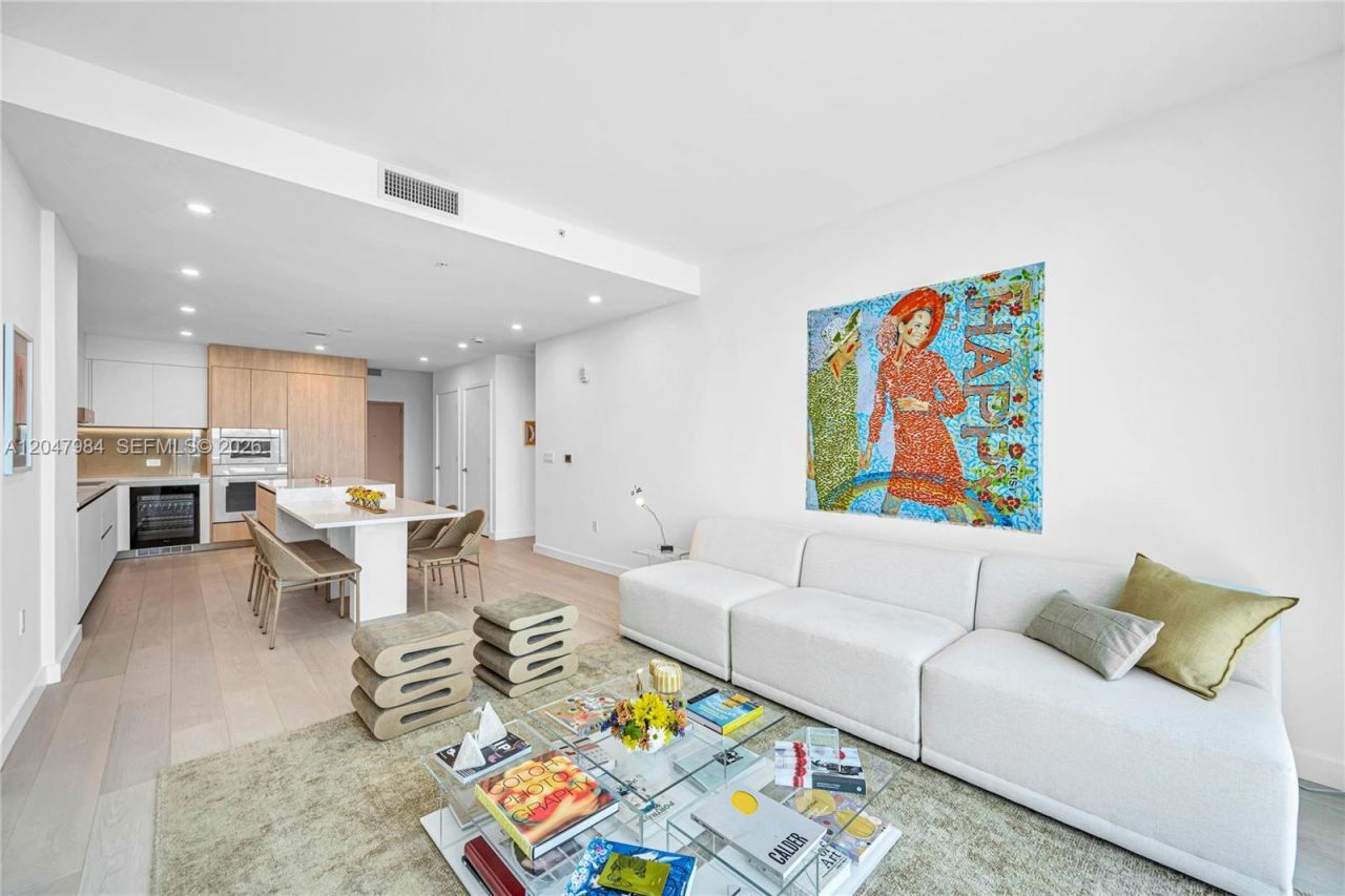 9201 E Bay Harbour Drive , Unit PH809, Bay Harbor Islands, FL 33154 Photo