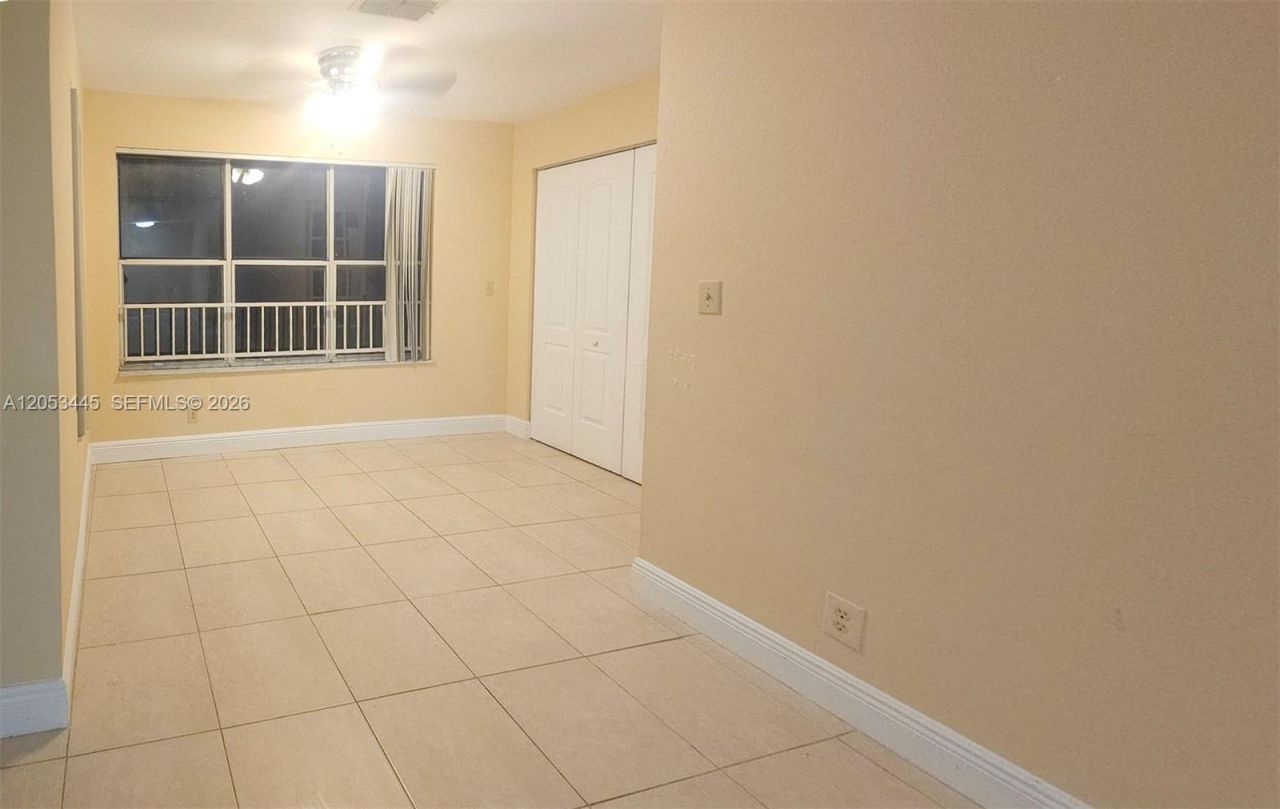 3310 N Pinewalk Dr N, Unit 1825, Margate, FL 33063 Photo