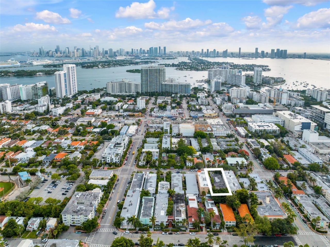 1551 Michigan Ave , Unit 12, Miami Beach, FL 33139 Photo