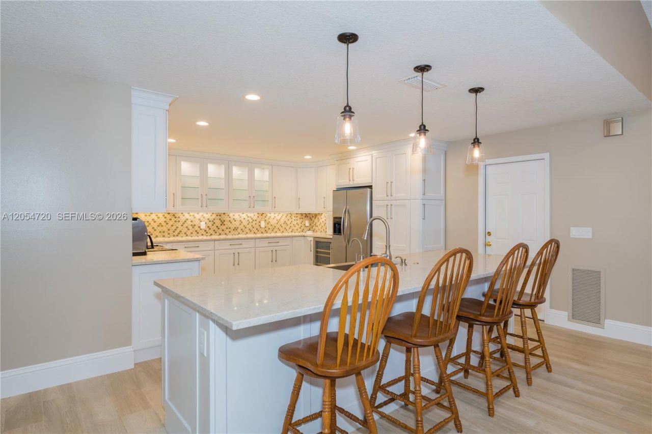 850 Amherst Ave , Davie, FL 33325 Photo