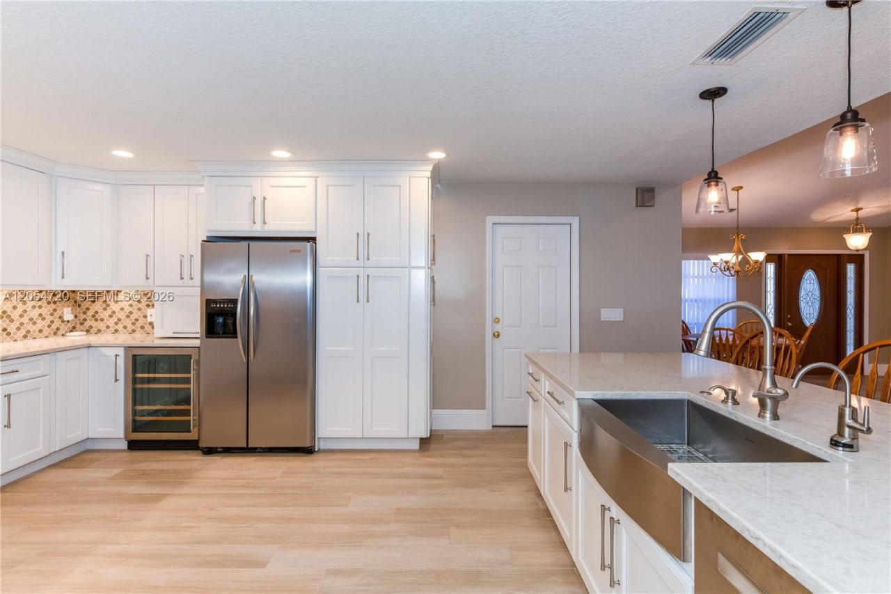 850 Amherst Ave , Davie, FL 33325 Photo