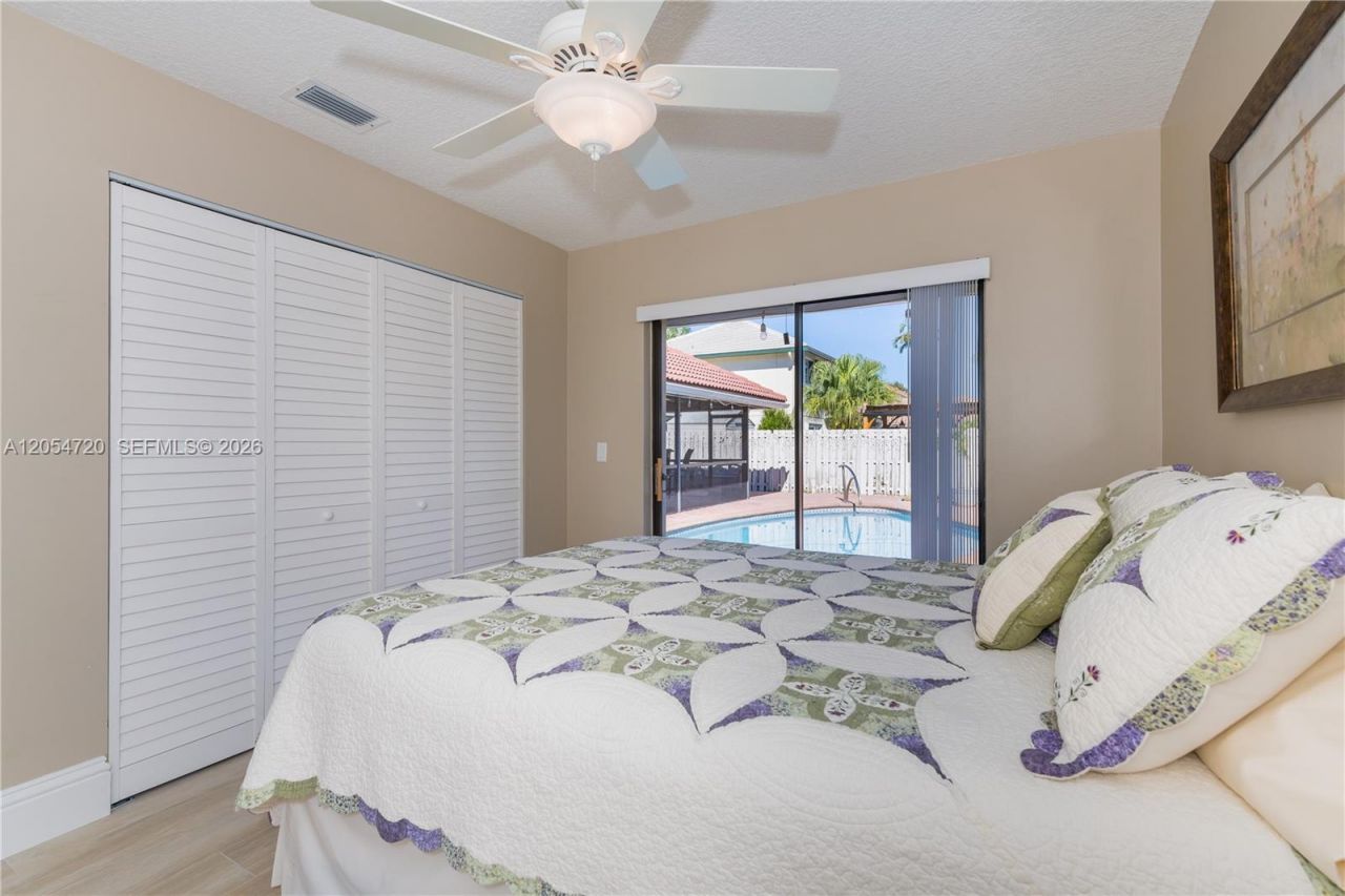 850 Amherst Ave , Davie, FL 33325 Photo