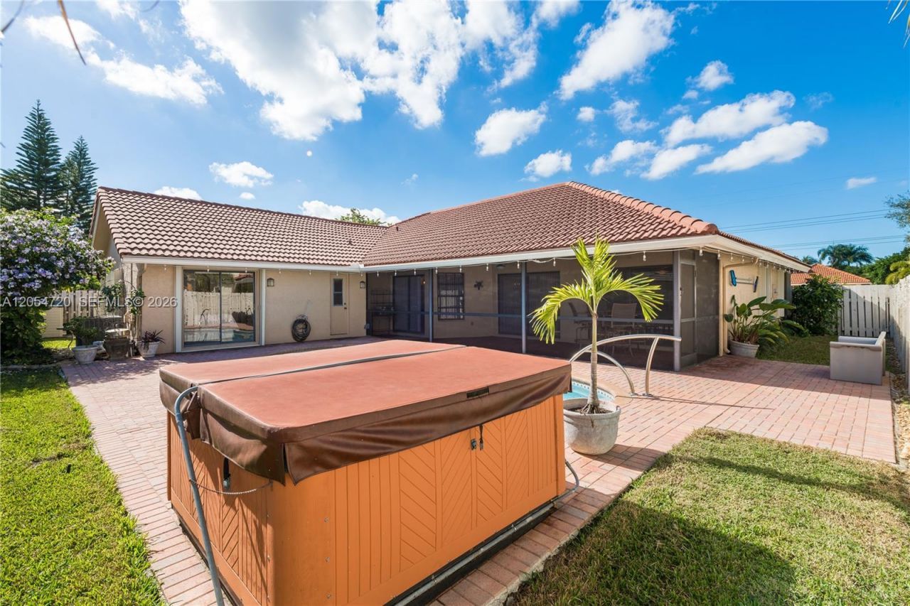 850 Amherst Ave , Davie, FL 33325 Photo
