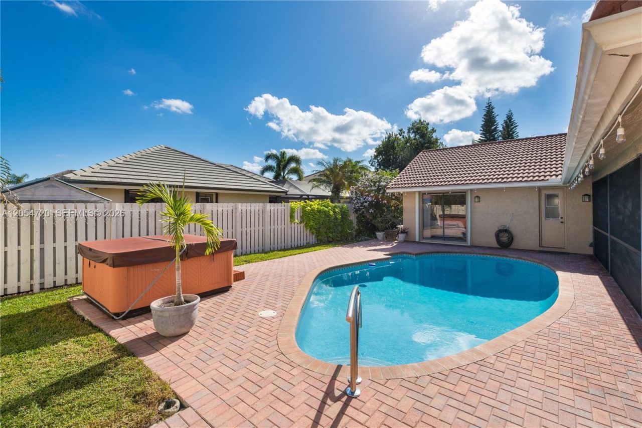 850 Amherst Ave , Davie, FL 33325 Photo