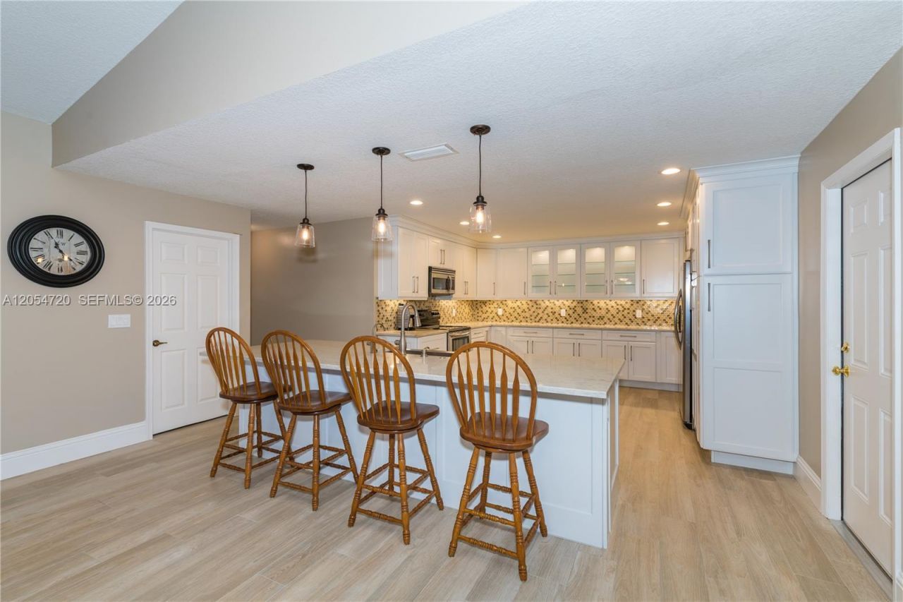 850 Amherst Ave , Davie, FL 33325 Photo