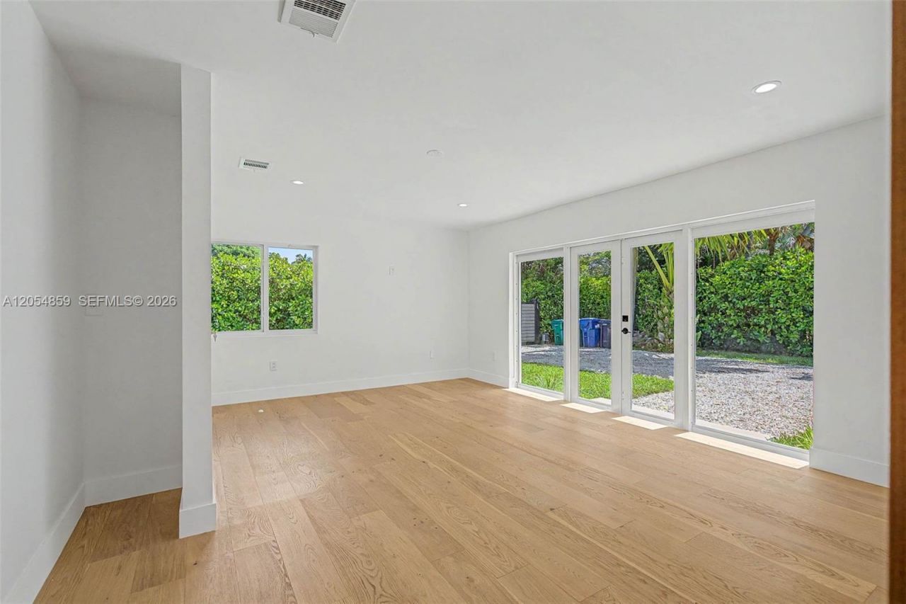 8600 SW 162nd Street, Palmetto Bay, FL 33157 Photo