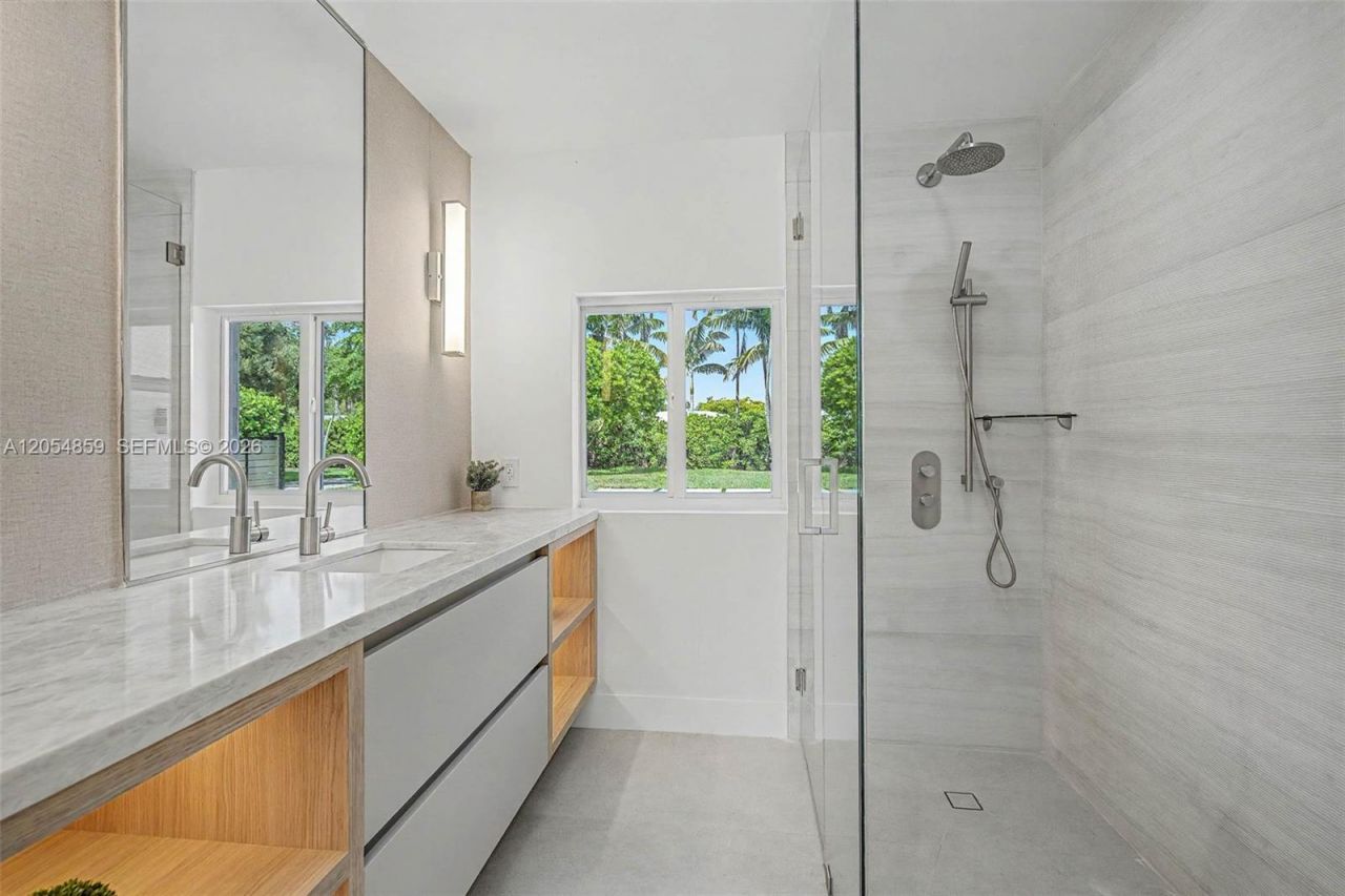 8600 SW 162nd Street, Palmetto Bay, FL 33157 Photo