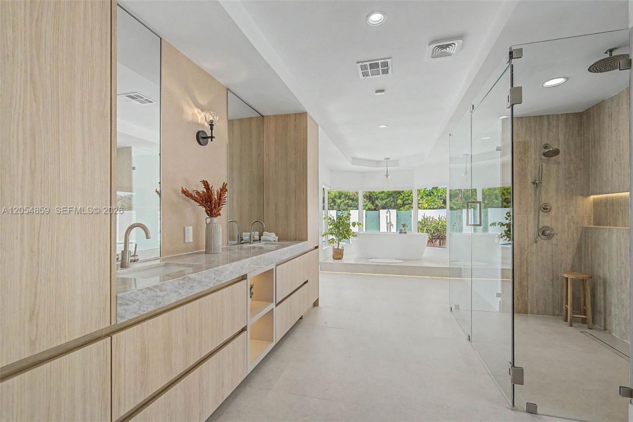 8600 SW 162nd Street, Palmetto Bay, FL 33157 Photo