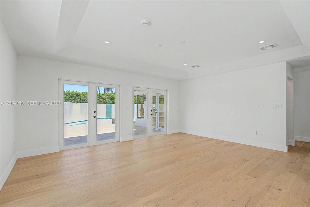 8600 SW 162nd Street, Palmetto Bay, FL 33157 Photo
