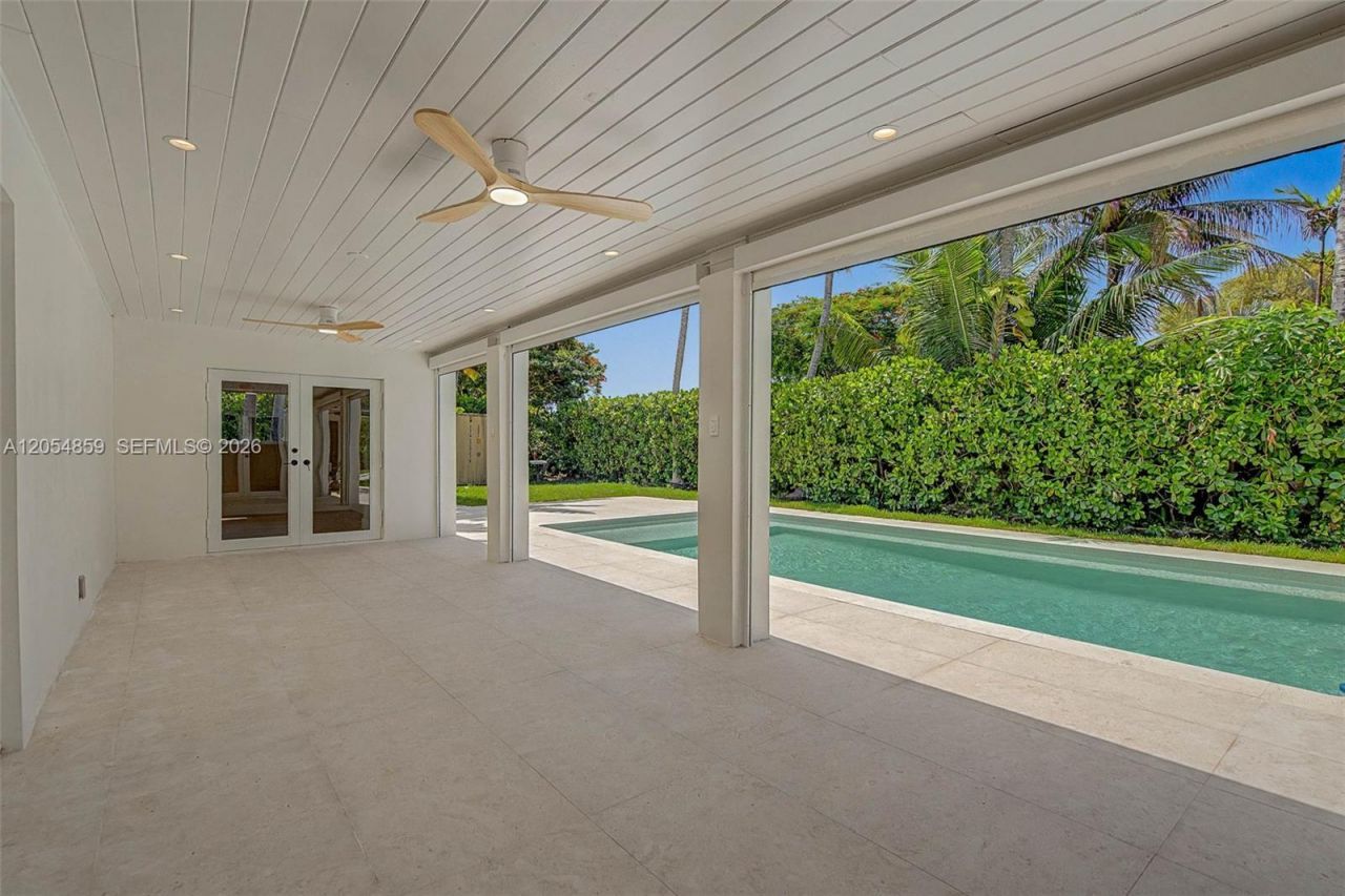 8600 SW 162nd Street, Palmetto Bay, FL 33157 Photo