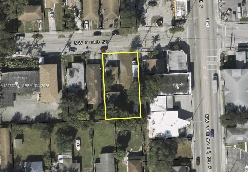 722 / 724 NW 53rd St , Miami, FL 33127 Photo