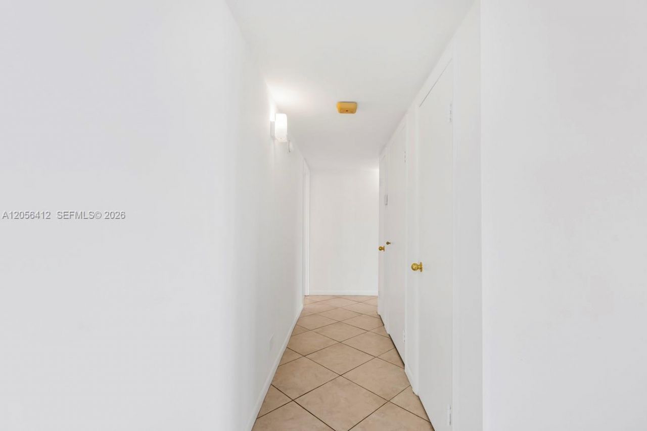 10101 E Bay Harbor Dr, Unit 504, Bay Harbor Islands, FL 33154 Photo