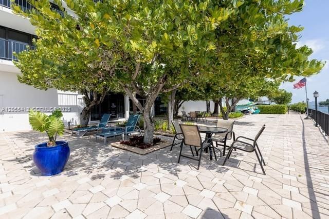 10101 E Bay Harbor Dr, Unit 504, Bay Harbor Islands, FL 33154 Photo
