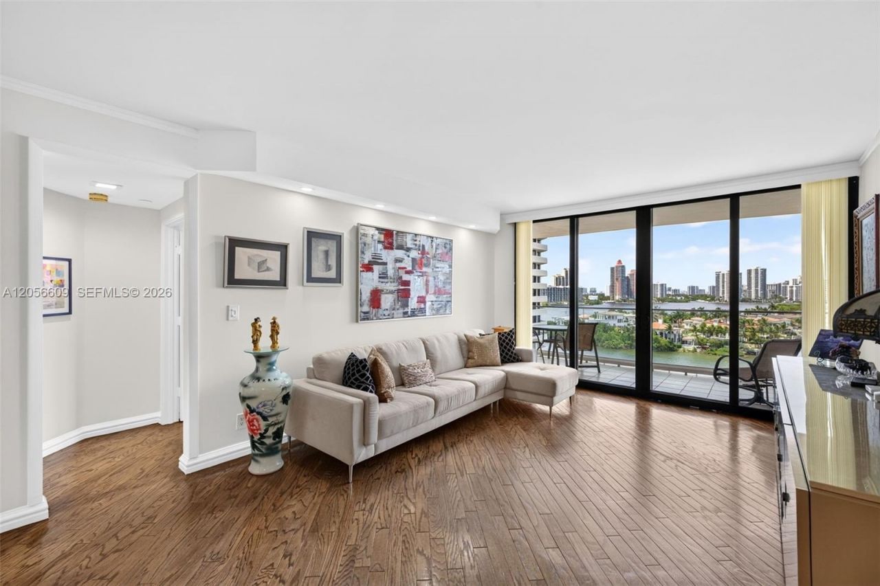 2800 Island Blvd, Unit 1005, Aventura, FL 33160 Photo