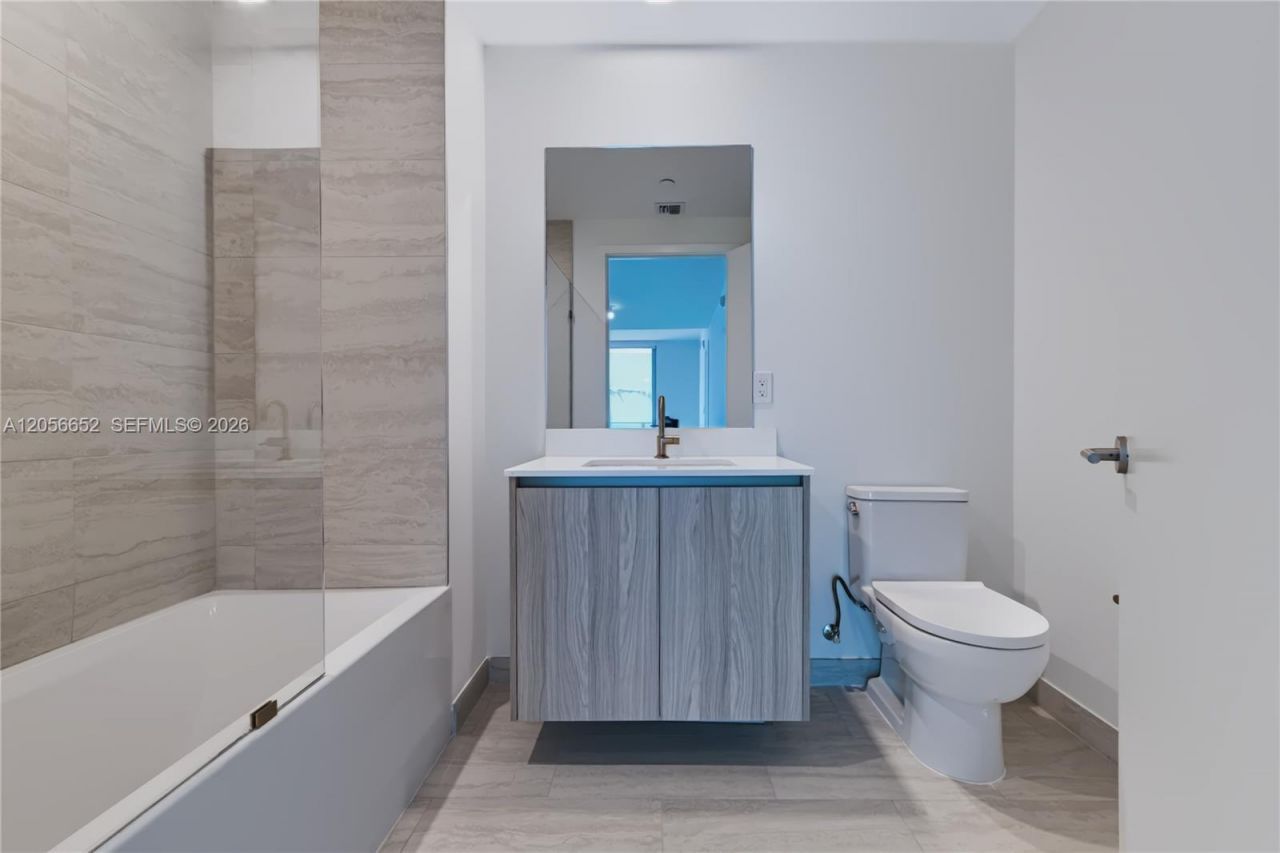 77 SE 5th St, Unit 4106, Miami, FL 33131 Photo