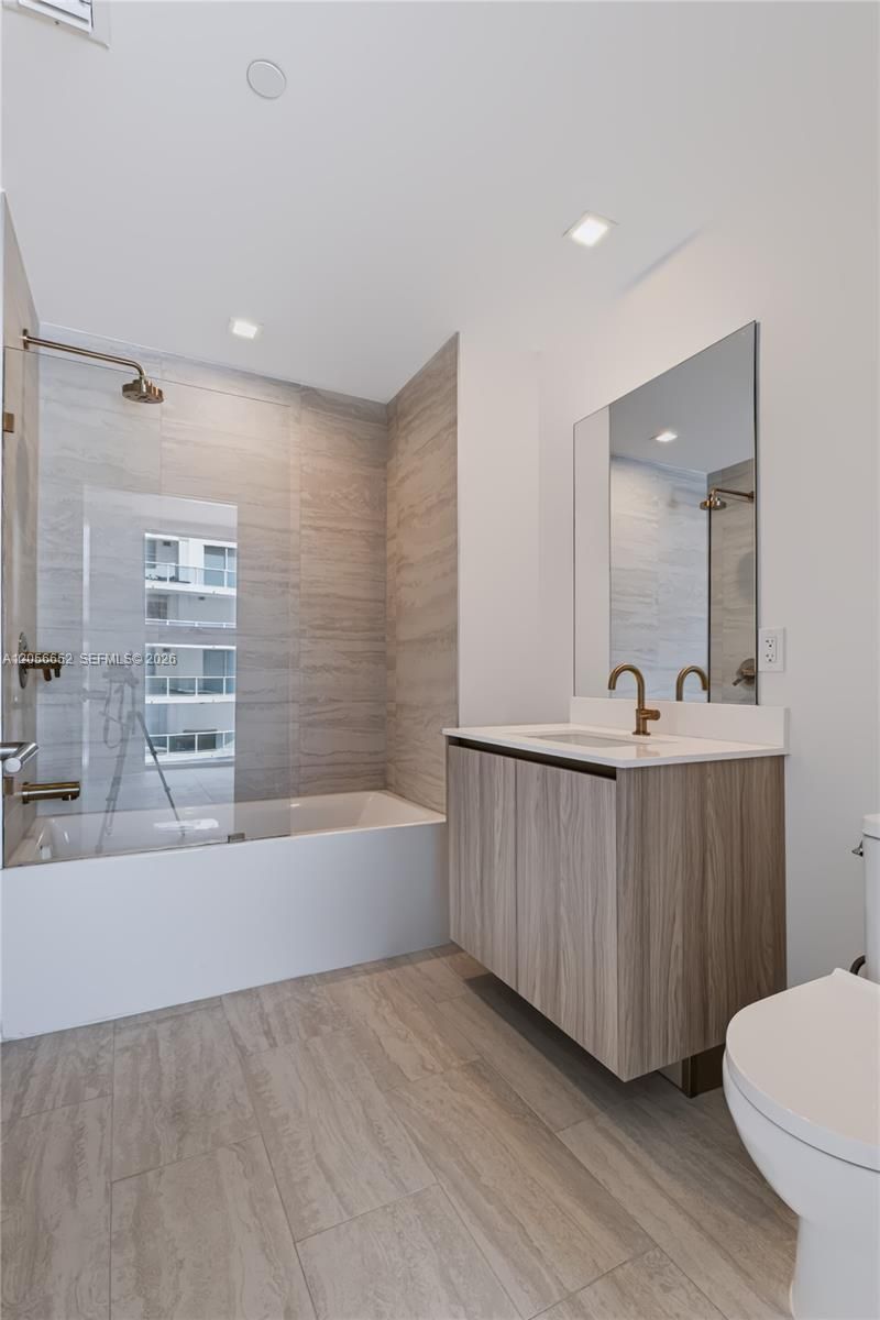 77 SE 5th St, Unit 4106, Miami, FL 33131 Photo