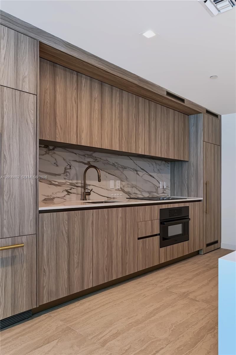77 SE 5th St, Unit 4106, Miami, FL 33131 Photo