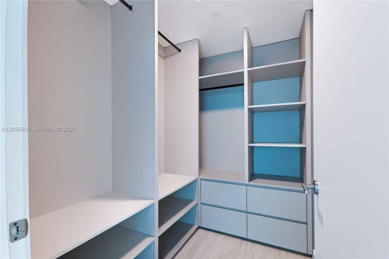 77 SE 5th St, Unit 4106, Miami, FL 33131 Photo